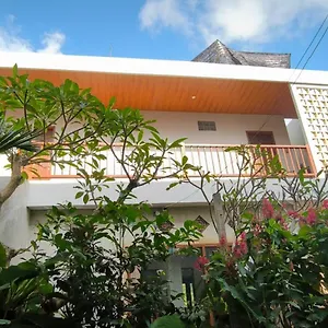  Habitación en casa particular Bhuana Shanti